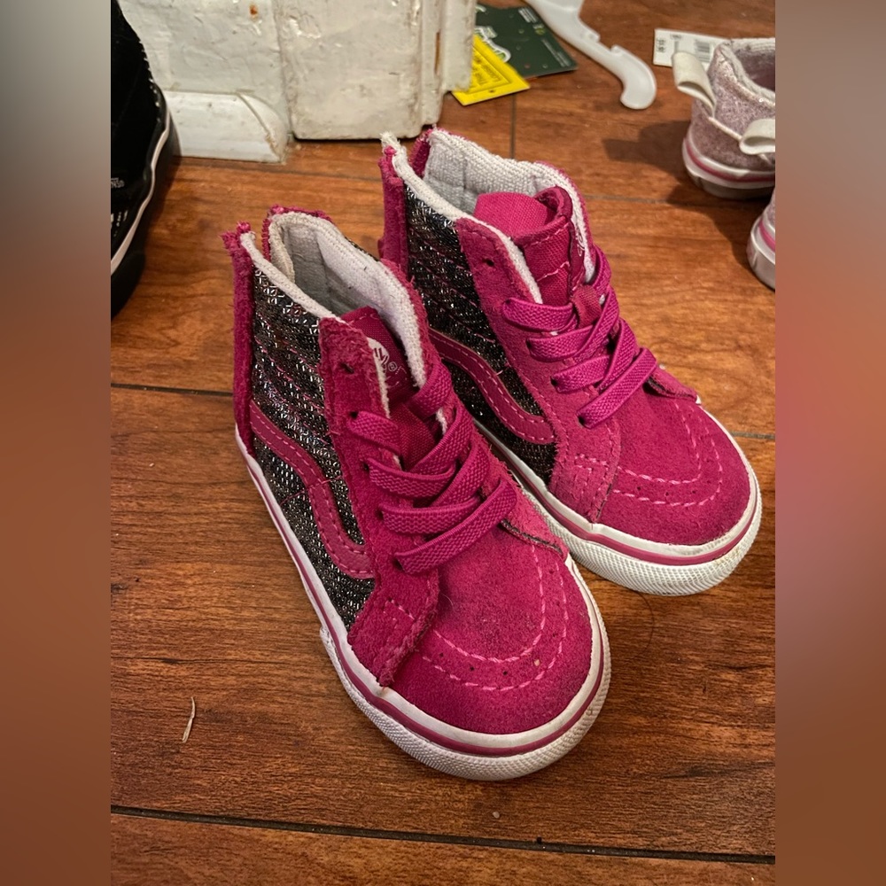 Toddler vans size 4